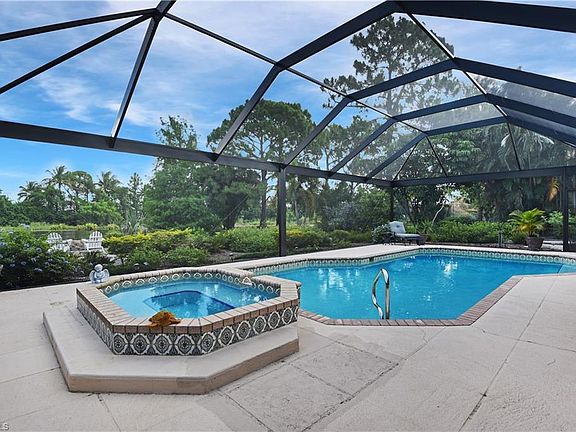 2nd image of 40 Timberland Cir N