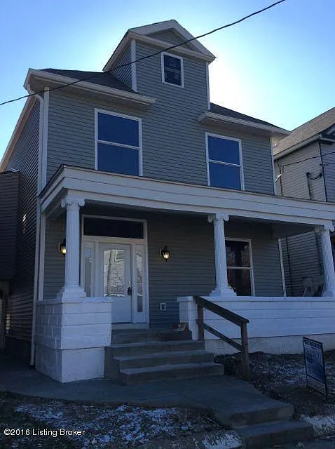 622 E Oak St photo 1