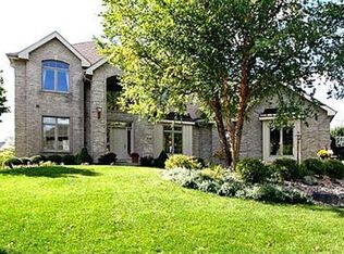 810 Hidden Cave Rd, Madison, WI 53717