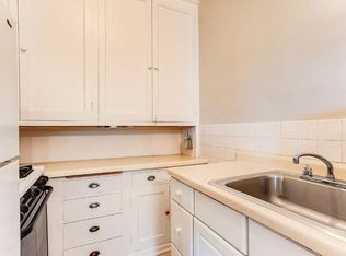 Yorkshire Apartments, Minneapolis, MN 55408