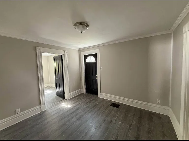 607 Reid St — Photo 1