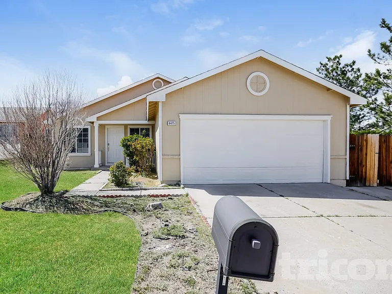 8475 Sopwith Blvd — Photo 1