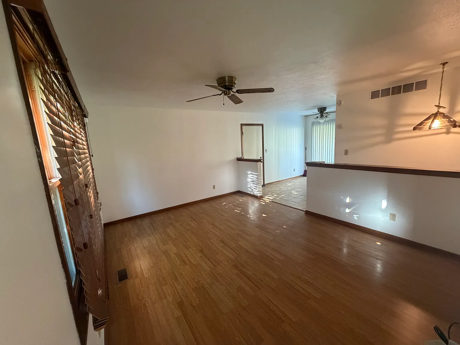 3 bed, 1263 sqft, $1,850 — Photo 2
