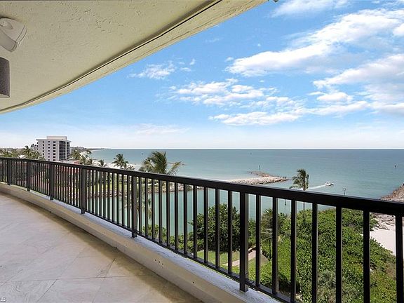 3rd image of 2352 Gulf Shore Blvd N #704