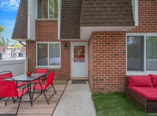 144 Golf Ln, Medford, NY 11763