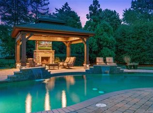6035 Legacy Cir, Charlotte, NC 28277