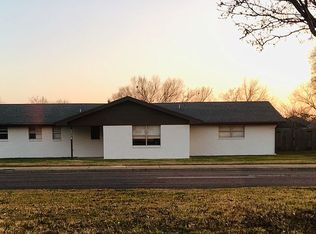 2604 Harwood Rd, Bedford, TX 76021