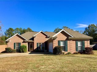 8676 Coosada Rd, Coosada, AL 36020