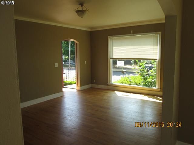 2nd image of 1107 B St