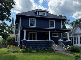 1301 4th St, Perry, IA 50220