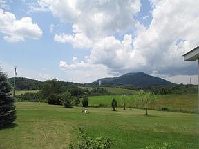 2nd image of 4977 Lizzie Gunn Rd