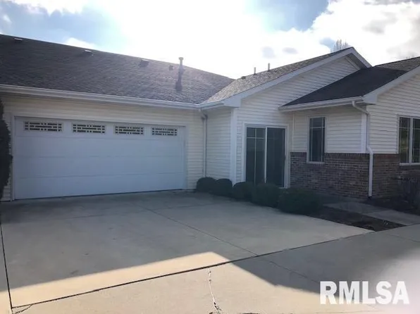 800 Longleaf Ct, Springfield, IL 62711