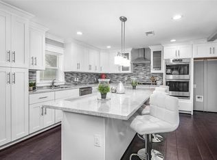 912 Northwood St, Houston, TX 77009
