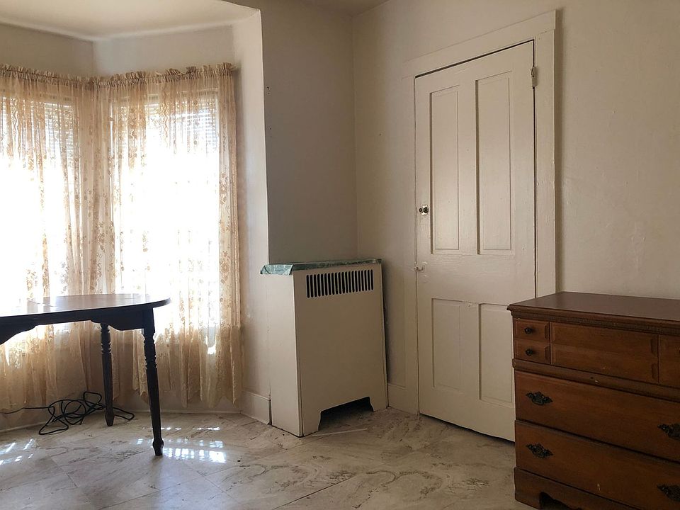 38 W Main St 38 N Main St Wrightstown NJ Zillow