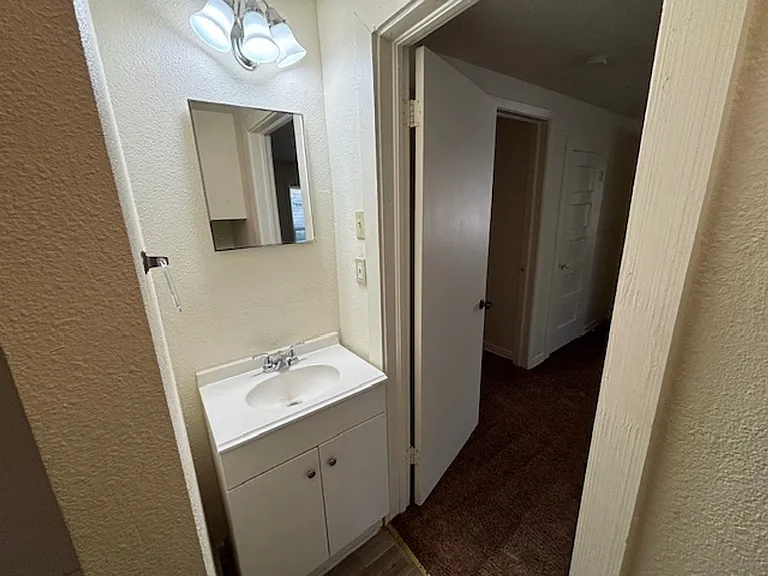 2816 Putnam St — Photo 16