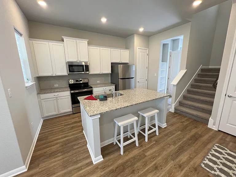 1020 Vista View Dr #802 — Photo 3