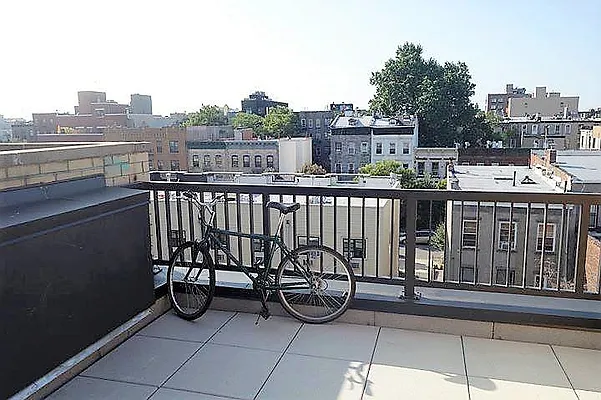 Rented by Cyberapts Management | media 8