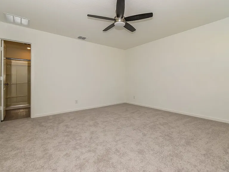 1708 Crossbill St — Photo 10