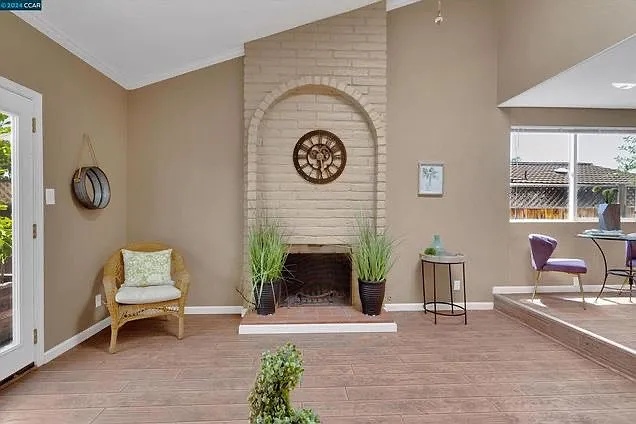 2243 Minaret Dr — Photo 17