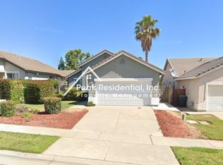 5717 Ridgepoint Dr, Antelope, CA 95843