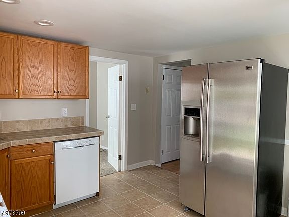 4th image of 12 Central Ave Floor 1