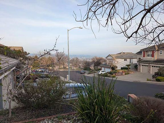 4th image of 7634 Buckeye Ct