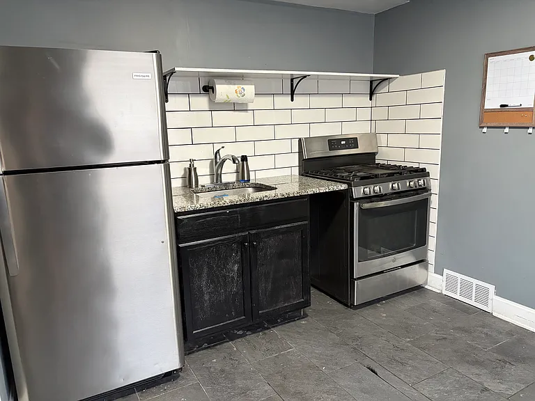7107 Oxford Ave #2 — Photo 6