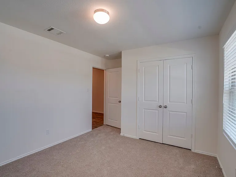 3200 Windy Vane Dr — Photo 10