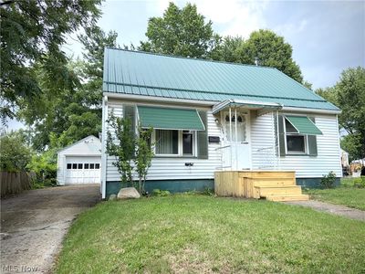 1049 McKinley St NE, Warren, OH, 44483