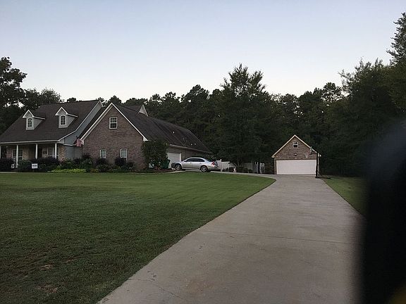 3rd image of 19 Oak Haven Dr