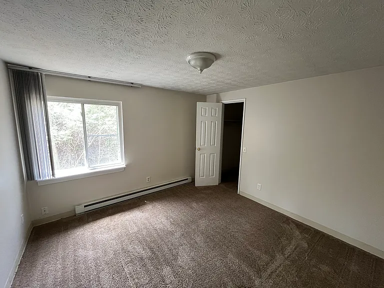 4734 Castlebar St NW #1 — Photo 8
