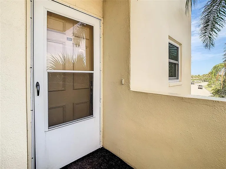 4575 Cove Cir #309 — Photo 40