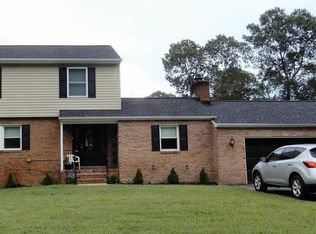 557 Cardinal Dr, Pasadena, MD 21122