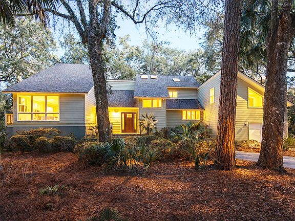 3rd image of 40 Greensward Rd