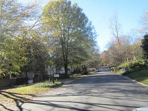 2nd image of 8120 Park Vista Cres