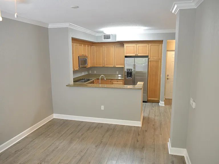 1660 Renaissance Commons Blvd #2329 — Photo 8