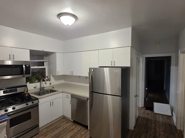 4439 N Mango Ave #1, Chicago, IL 60630