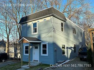 418 Hilbert St, Kalamazoo, MI 49006