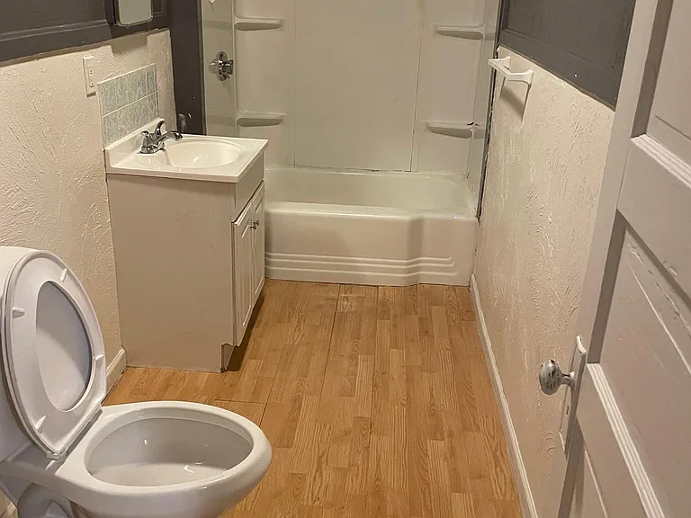 524 Elm St #3 — Photo 3