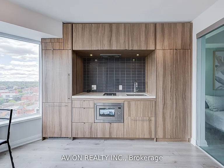155 Yorkville Ave #1920 — Photo 6