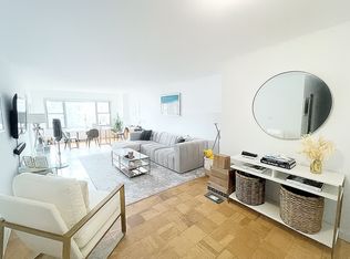 245 E 63rd St APT 1726, New York, NY 10065