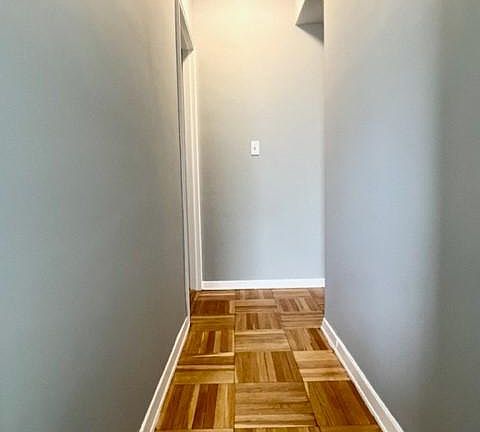 3rd image of 325 Main St APT 1B
