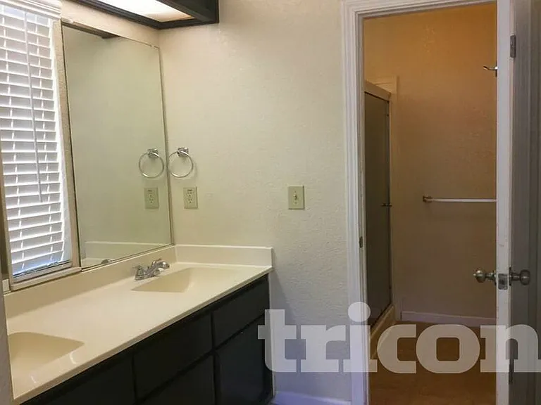 844 Sage Dr — Photo 9