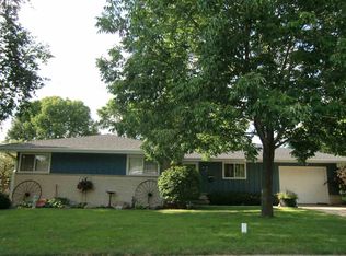 133 W Park Dr, Marshall, WI 53559