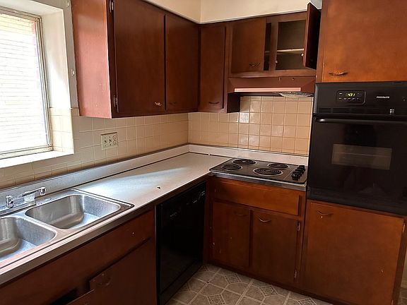 5th image of 6308 Lindenwood Ct #2