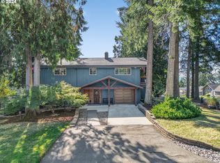 2304 Hillview Dr, Kelso, WA 98626