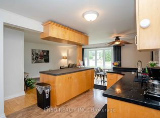 24 Gentry Cres UNIT B, Richmond Hill, ON L4C 2G9