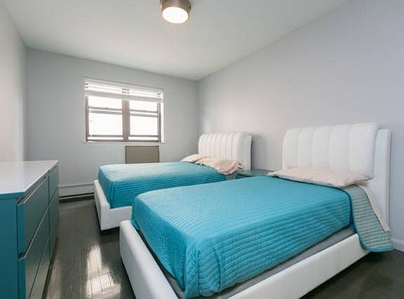 3rd image of 3151 42nd St APT 2R