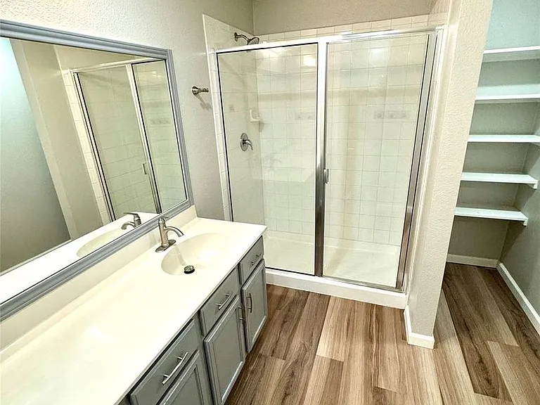 1812 Arbordale Way — Photo 7