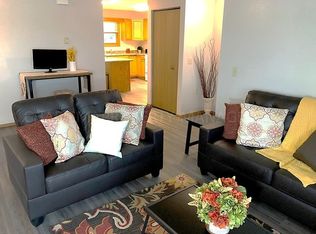 3506 S Sertoma Ave APT 8, Sioux Falls, SD 57106